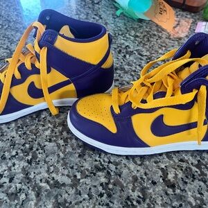 Youth Nike high top dunks